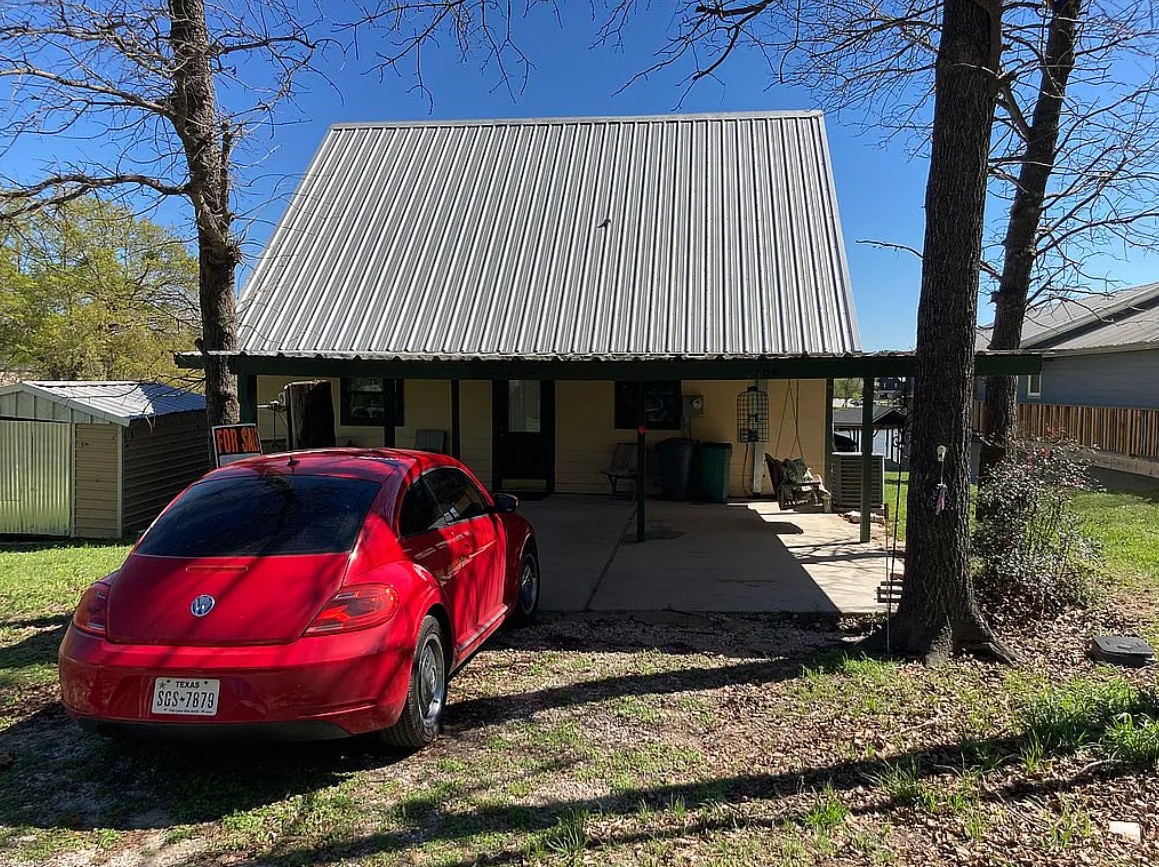 3 Bedroom House For Sale By Owner in Huntsville, TX 