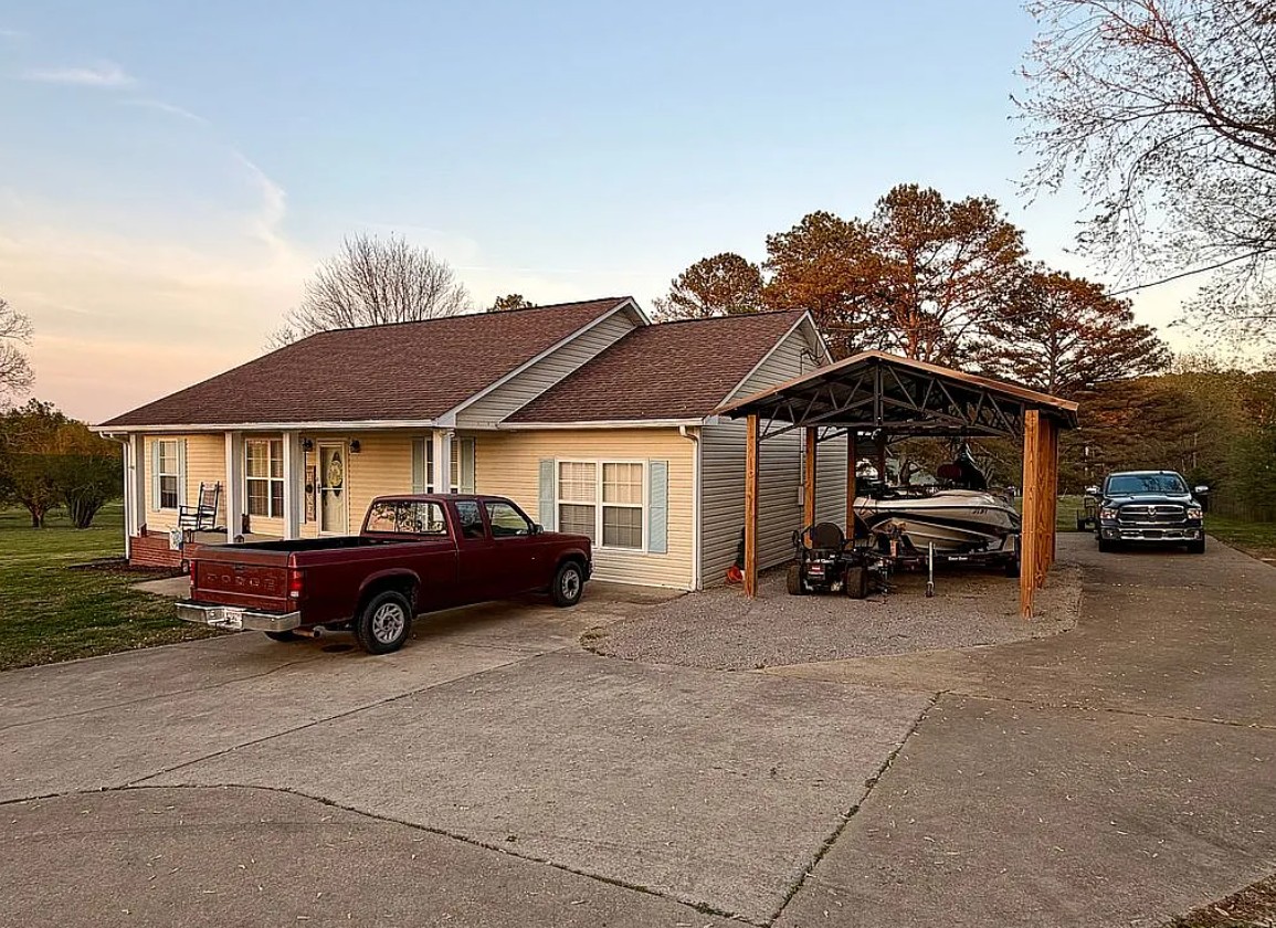 3 Bedroom House For Sale By Owner in Lester, AL 