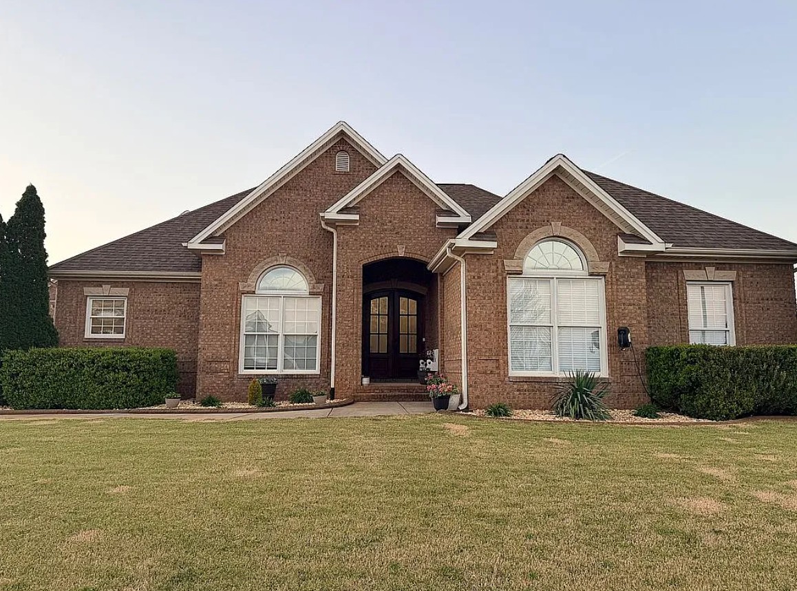 4 Bedroom House For Sale By Owner in Muscle Shoals, AL 