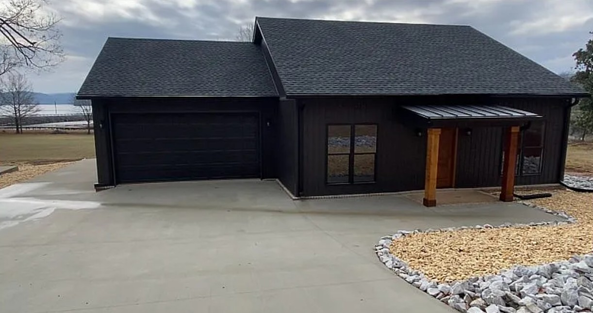 2 Bedroom House For Sale By Owner in Guntersville, AL 