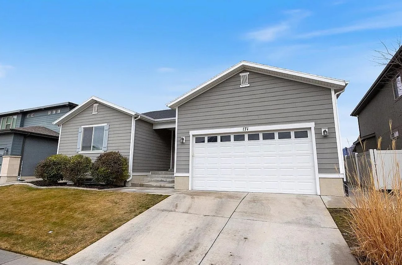 6 Bedroom House For Sale By Owner in Vineyard, UT 