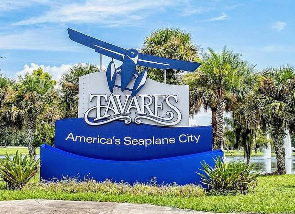 Condo FSBO in  Tavares Ridge Condominiums in Tavares, FL