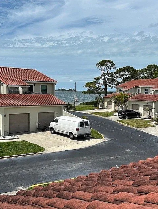 3 Bedroom Condo For Sale By Owner in Dunedin, FL 