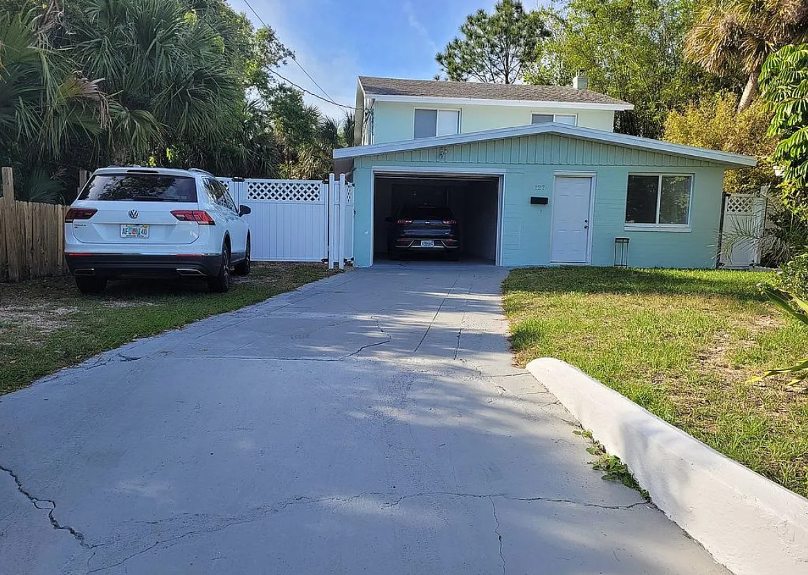 3 Bedroom House For Sale By Owner in Ormond Beach, FL 
