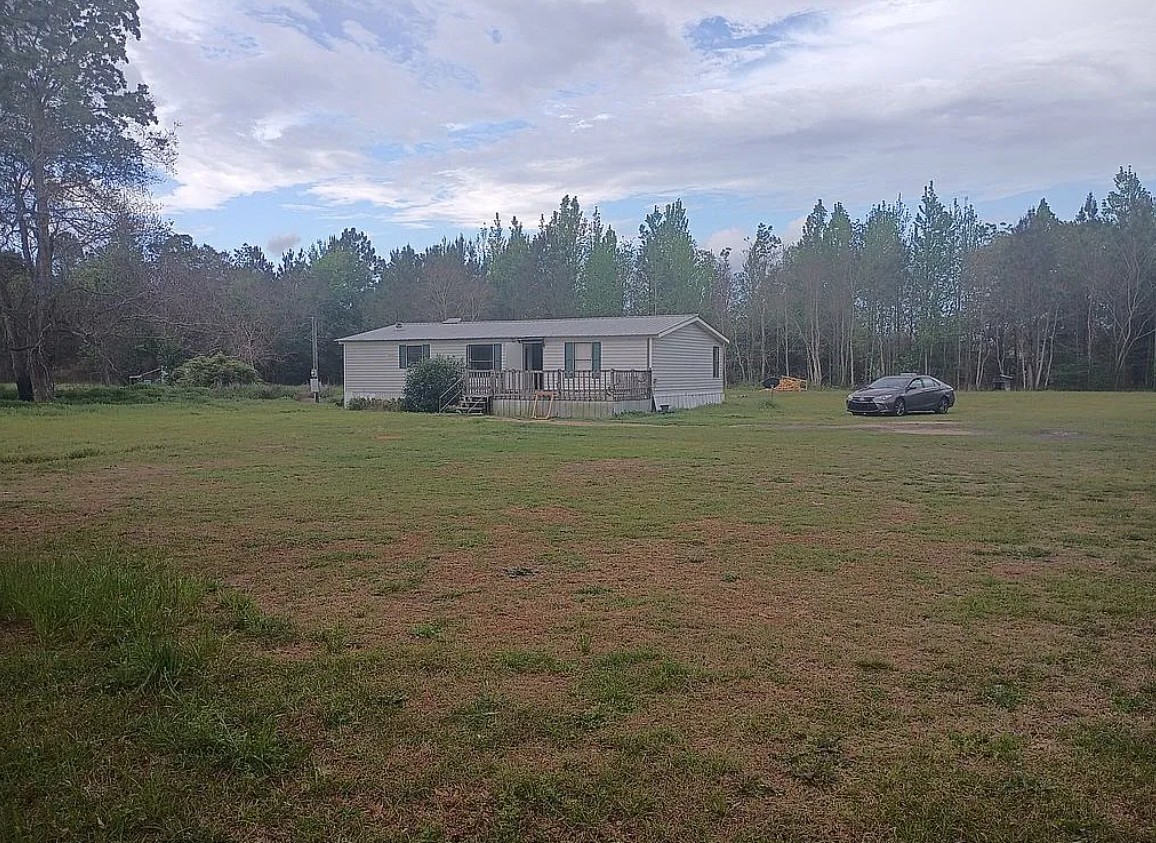 Mobile Home For Sale By Owner in Blountstown, FL 