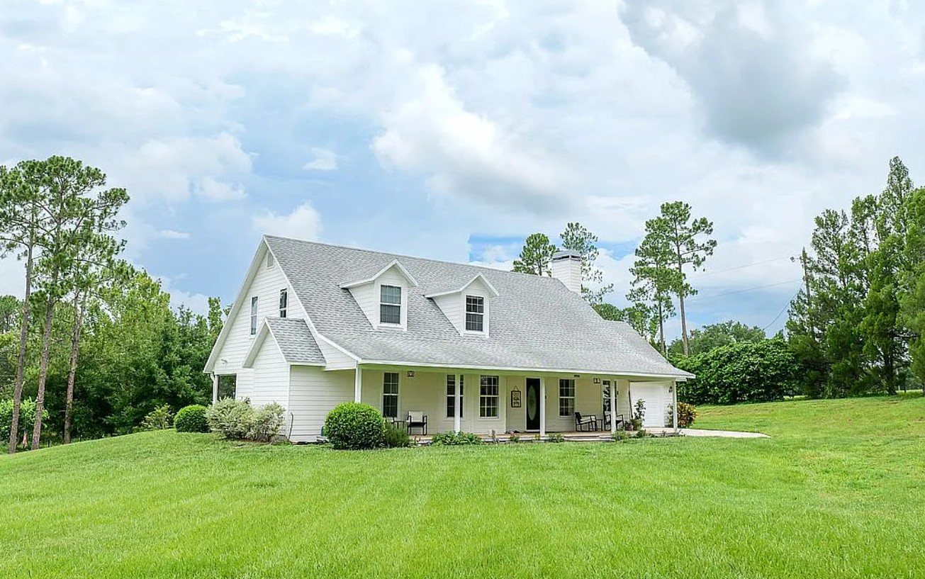 3 Bedroom House For Sale By Owner in Zephyrhills, FL 