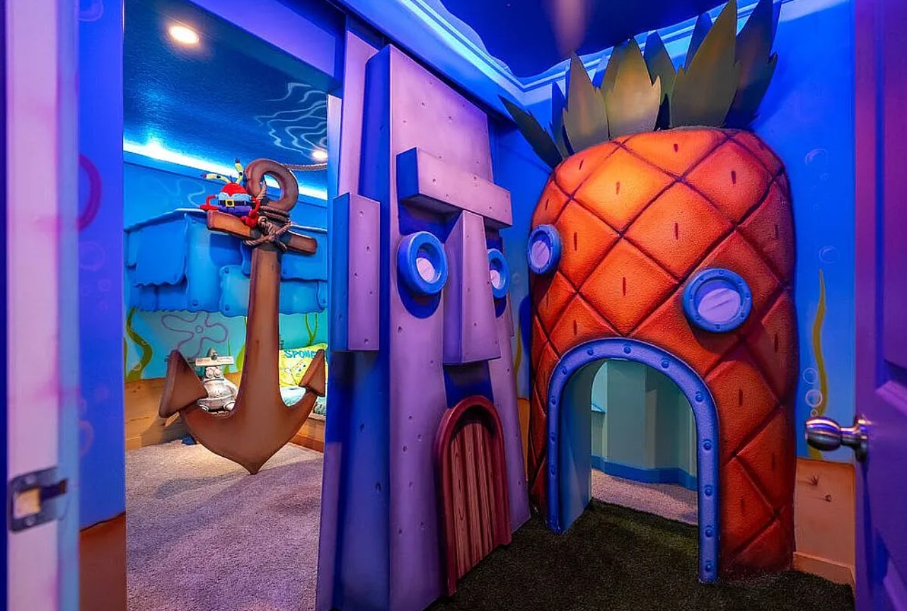 Themed Airbnb For Sale By Owner in Central FL Disney Area