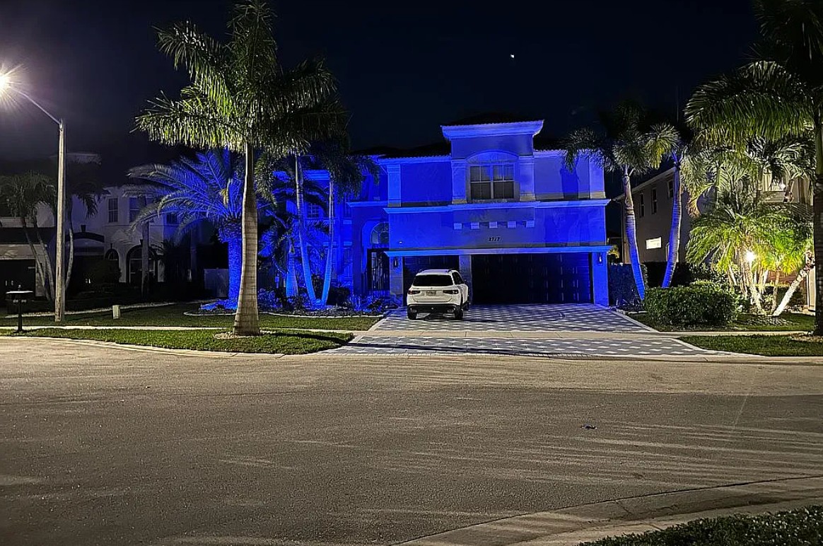 Pool House For Sale By Owner in Wellington, FL 