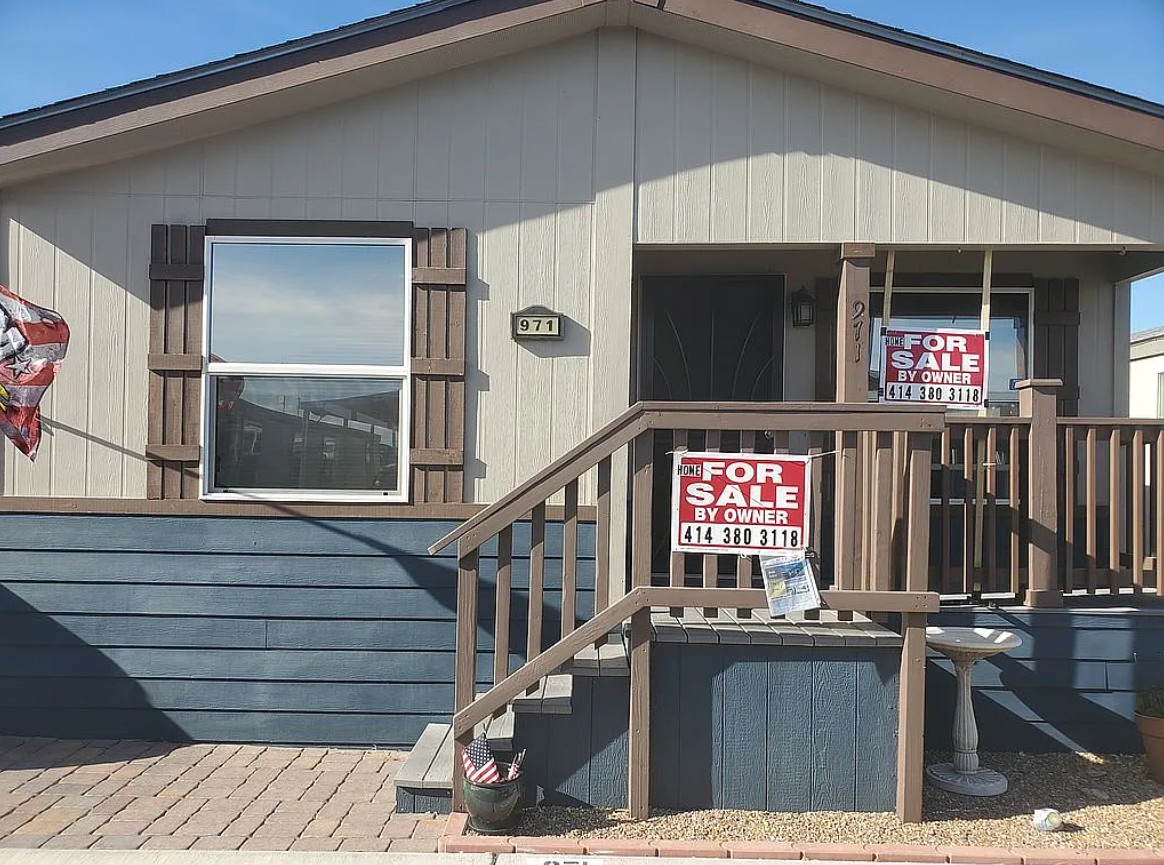 3 Bedroom House For Sale By Owner in Pahrump, NV 