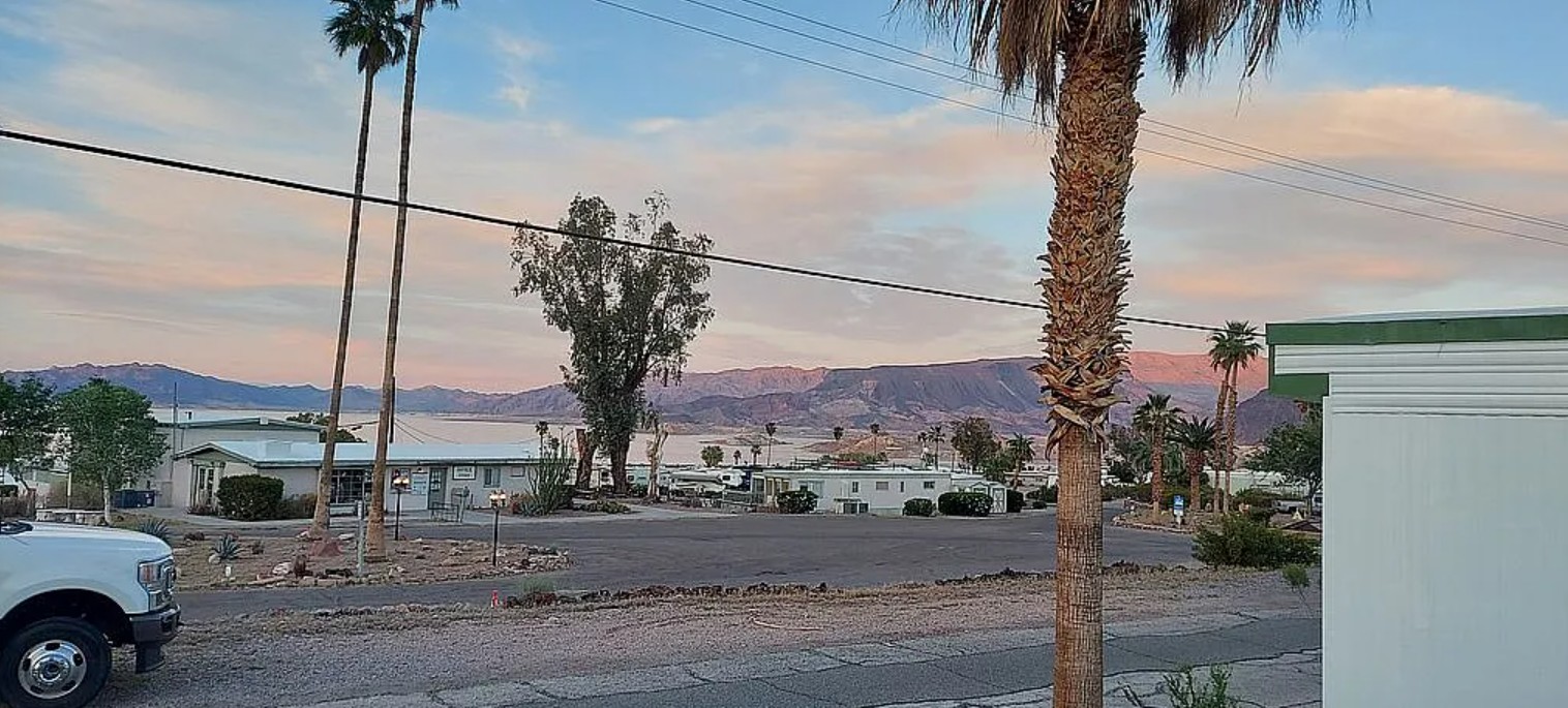 Mobile Home For Sale By Owner in Boulder City, NV 