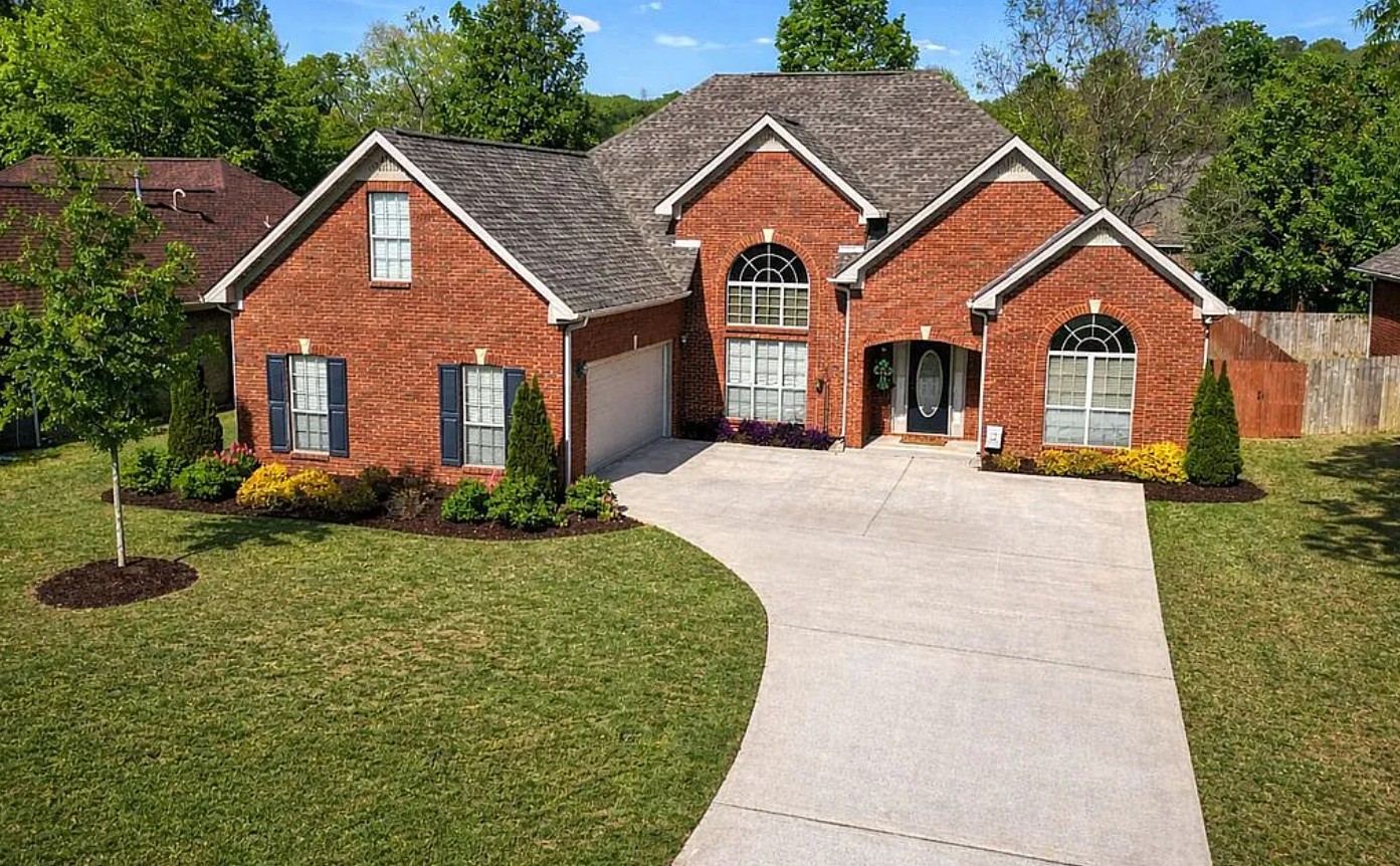 4 Bedroom House For Sale By Owner in Maylene, AL 