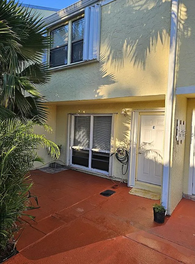 2 Bedroom House For Sale By Owner in Fort Pierce, FL 