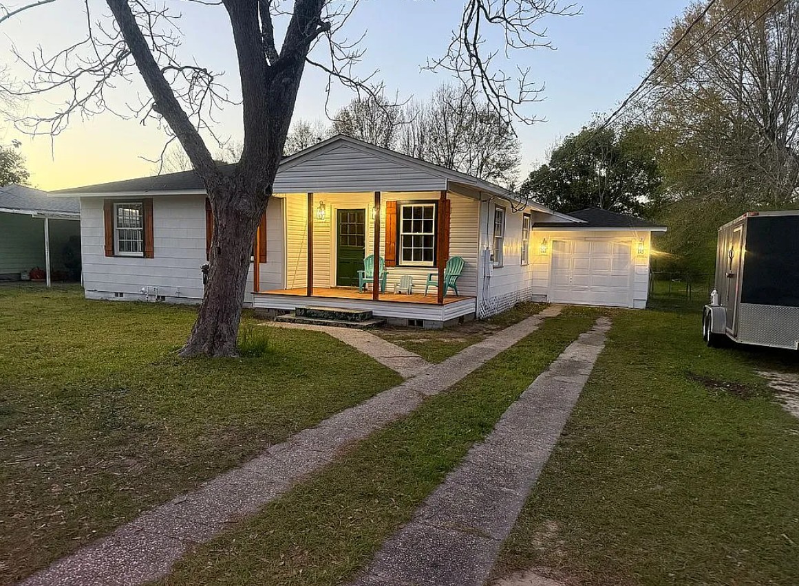 3 Bedroom House For Sale By Owner in Cantonment, FL 