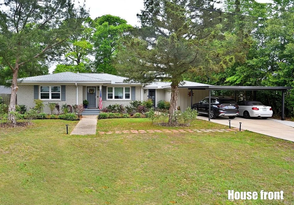 3 Bedroom House For Sale By Owner in Pensacola, FL 