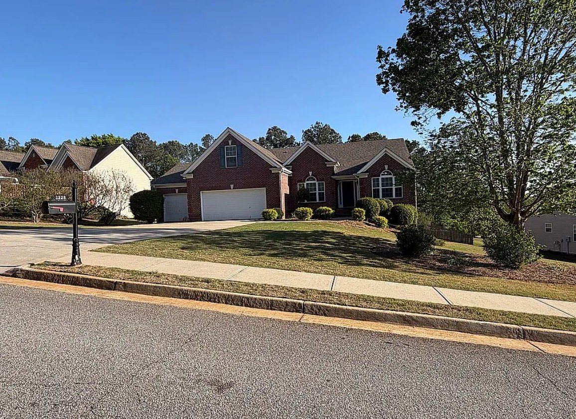 4 Bedroom House For Sale By Owner in Monroe, GA 
