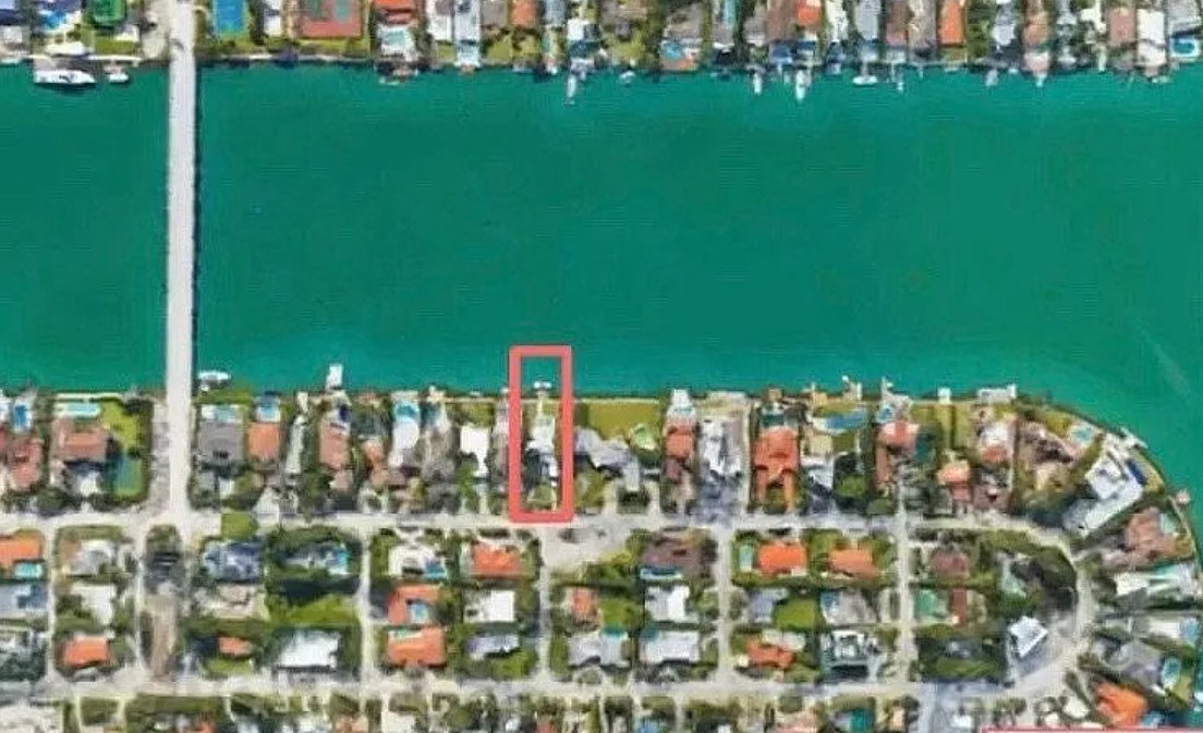 60 Feet of Waterfront Home FSBO in Miami Beach, FL 