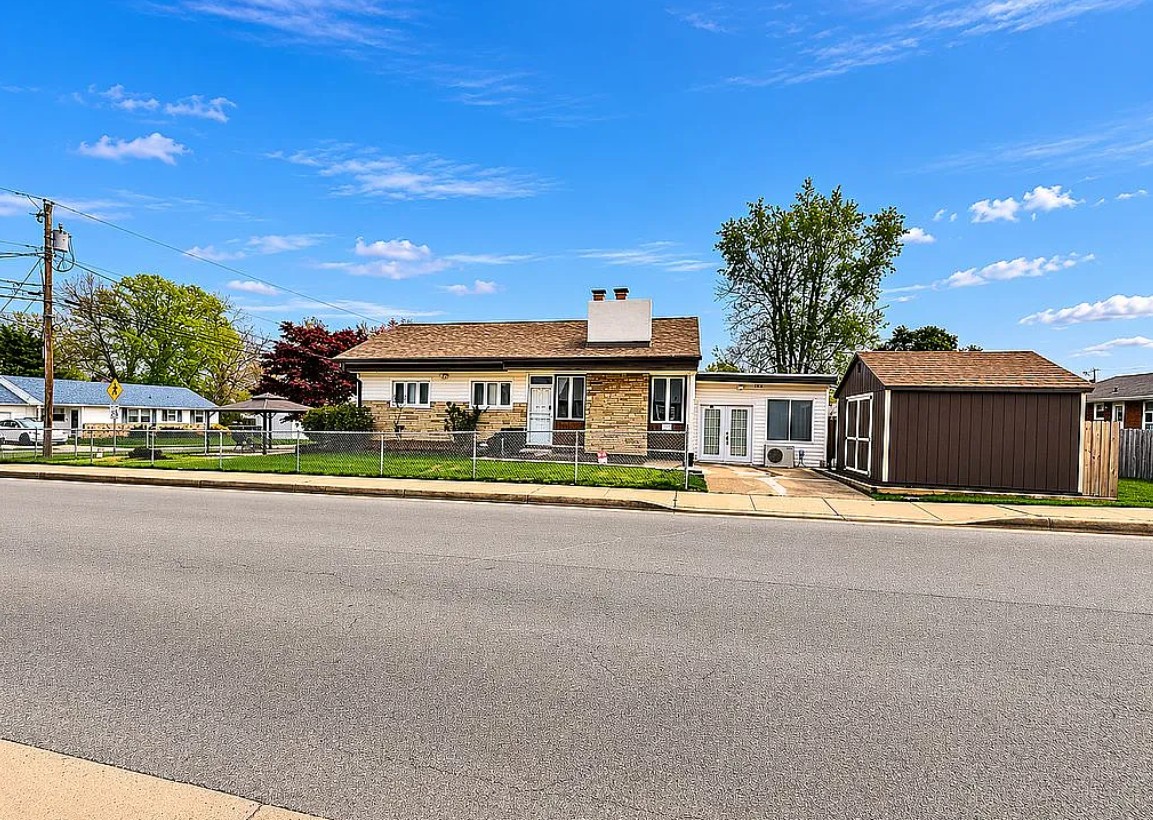 3 Bedroom House For Sale By Owner in Claymont, DE 