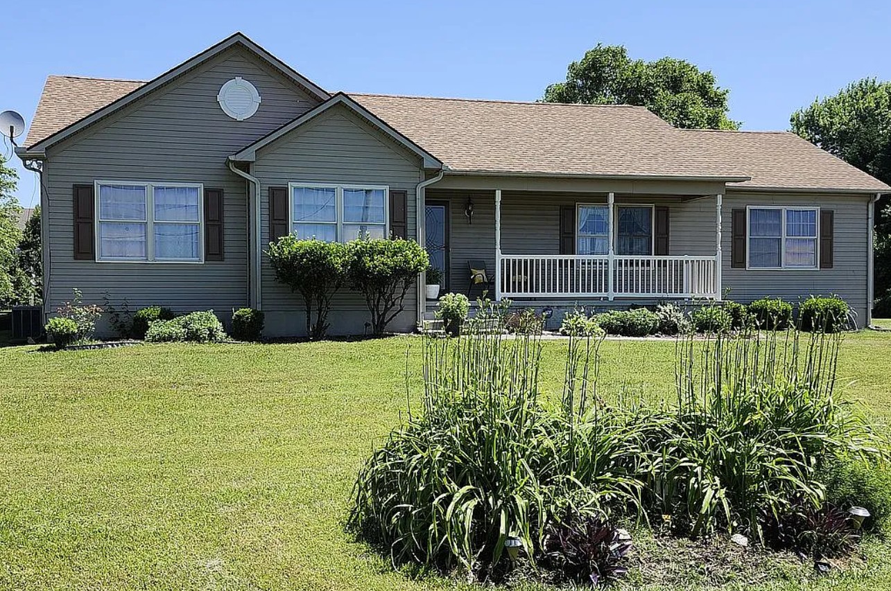 3 Bedroom House For Sale By Owner in Milford, DE 