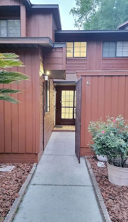 2 Bedroom Condo For Sale By Owner in Gainesville, FL 