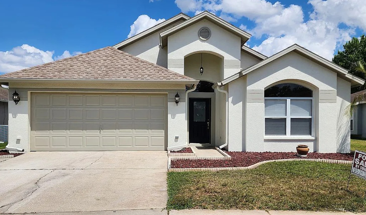 4 Bedroom House For Sale By Owner in Zephyrhills, FL 