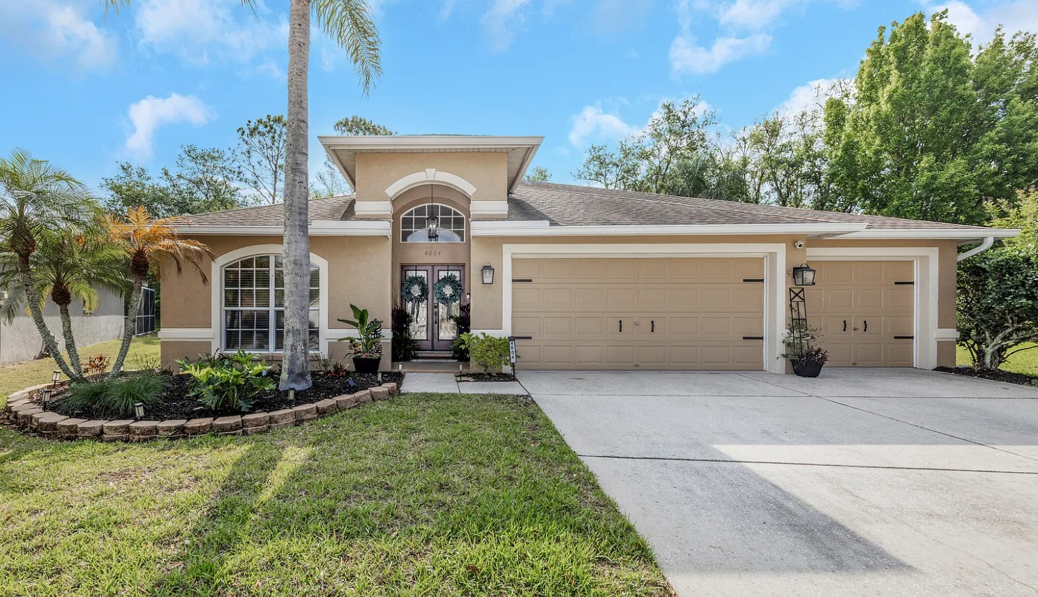 4 Bedroom House For Sale By Owner in Lutz, FL 