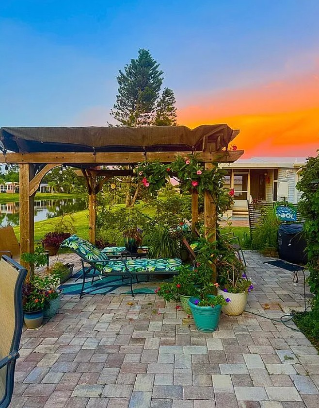 2 Bedroom House For Sale By Owner in Ellenton, FL 