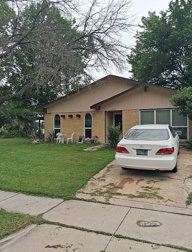 4 Bedroom House For Sale By Owner in Grand Prairie, TX 