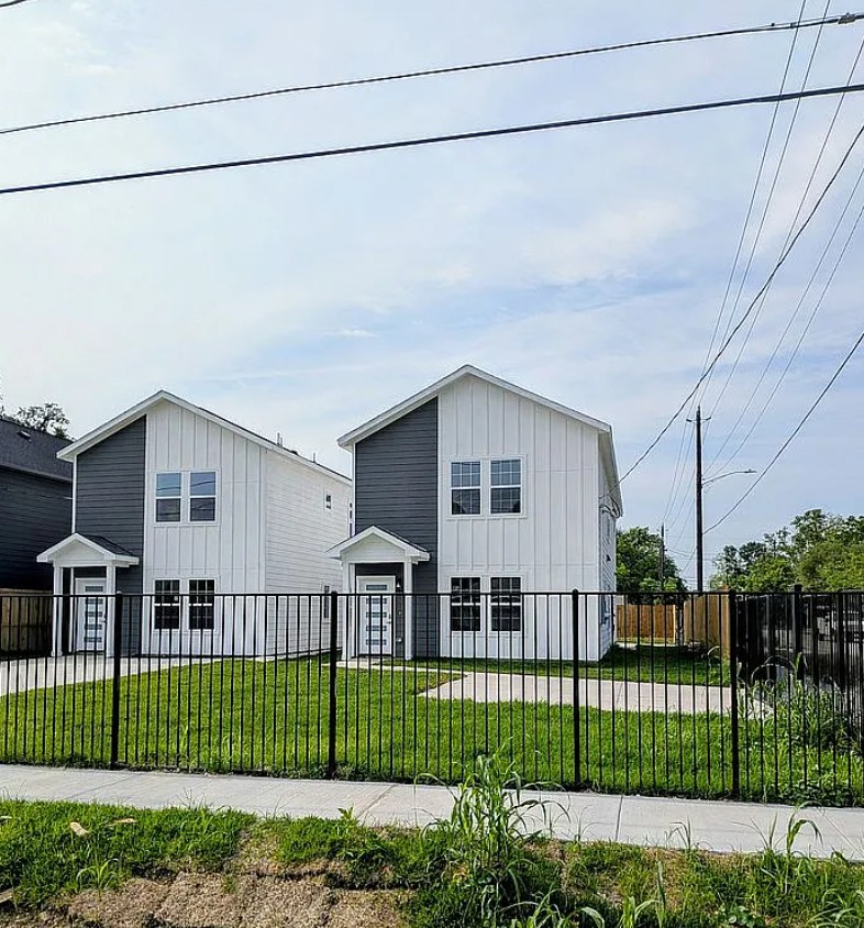 3 Bedroom House For Sale By Owner in Houston, TX
