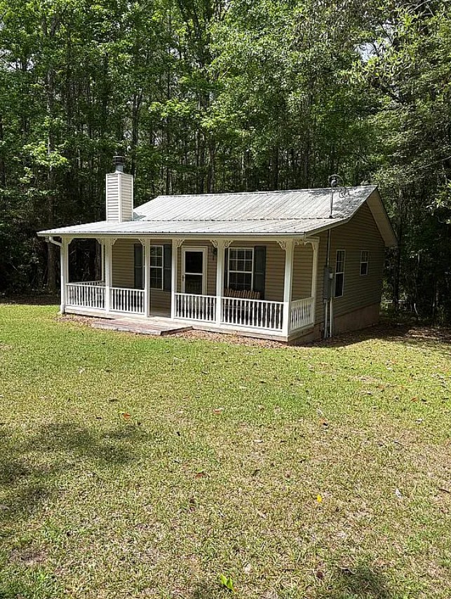 Cottage With Land For Sale By Owner in Defuniak Springs, FL 