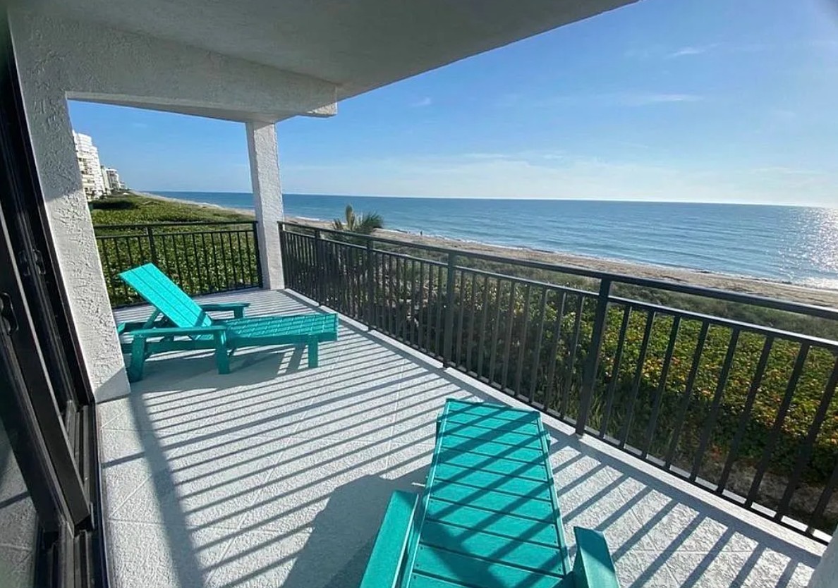 2 Bedroom Condo For Sale By Owner in Jensen Beach, FL 