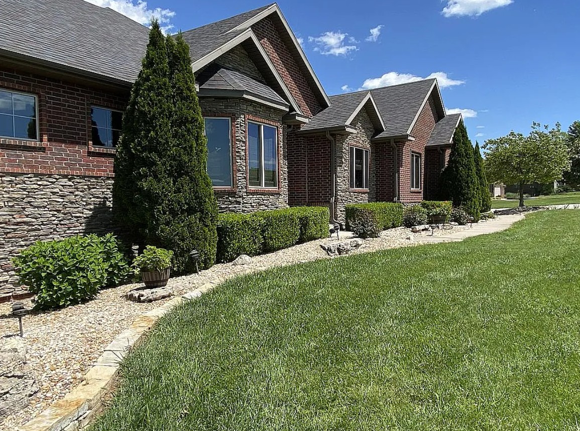 5 Bedroom House For Sale By Owner in Nixa, MO 