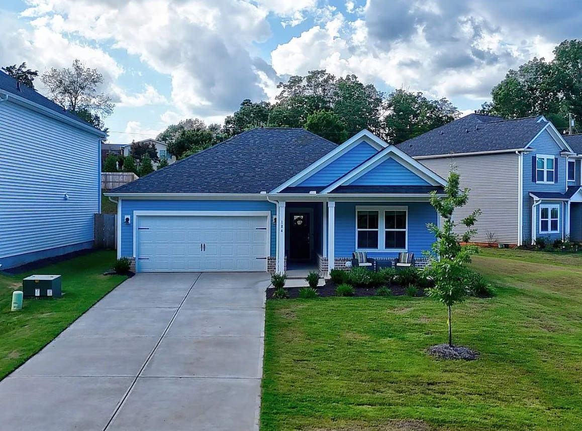 3 Bedroom House For Sale By Owner in Easley, SC 