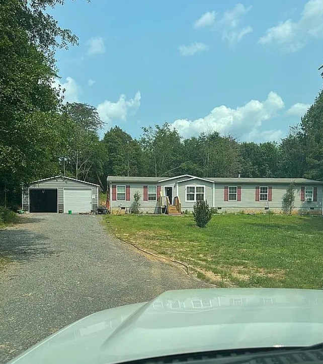 3 Bedroom House For Sale By Owner in Benton, TN 
