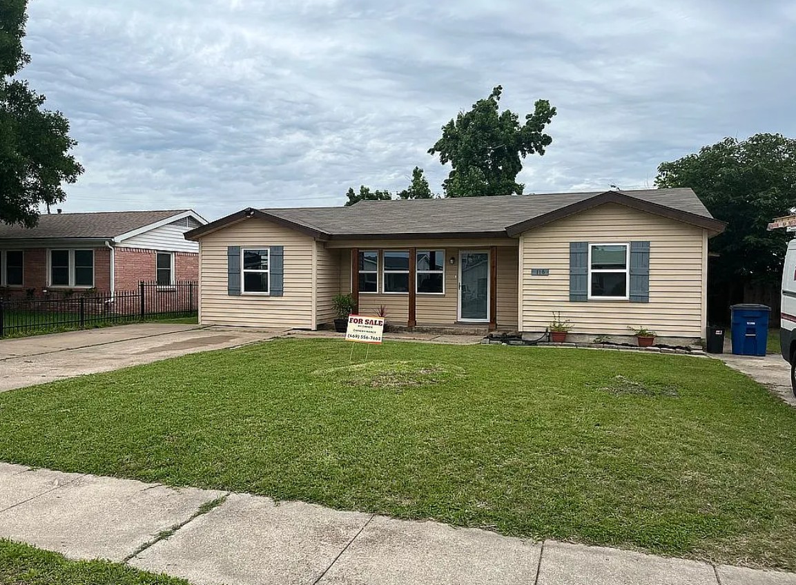 5 Bedroom House For Sale By Owner in Ennis, TX 