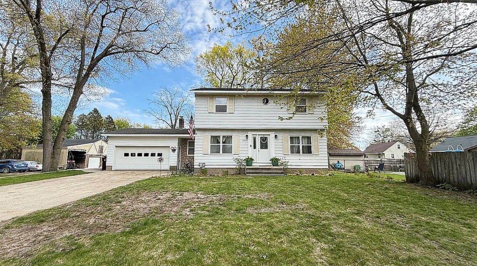4 Bedroom House For Sale By Owner in Muskegon, MI 