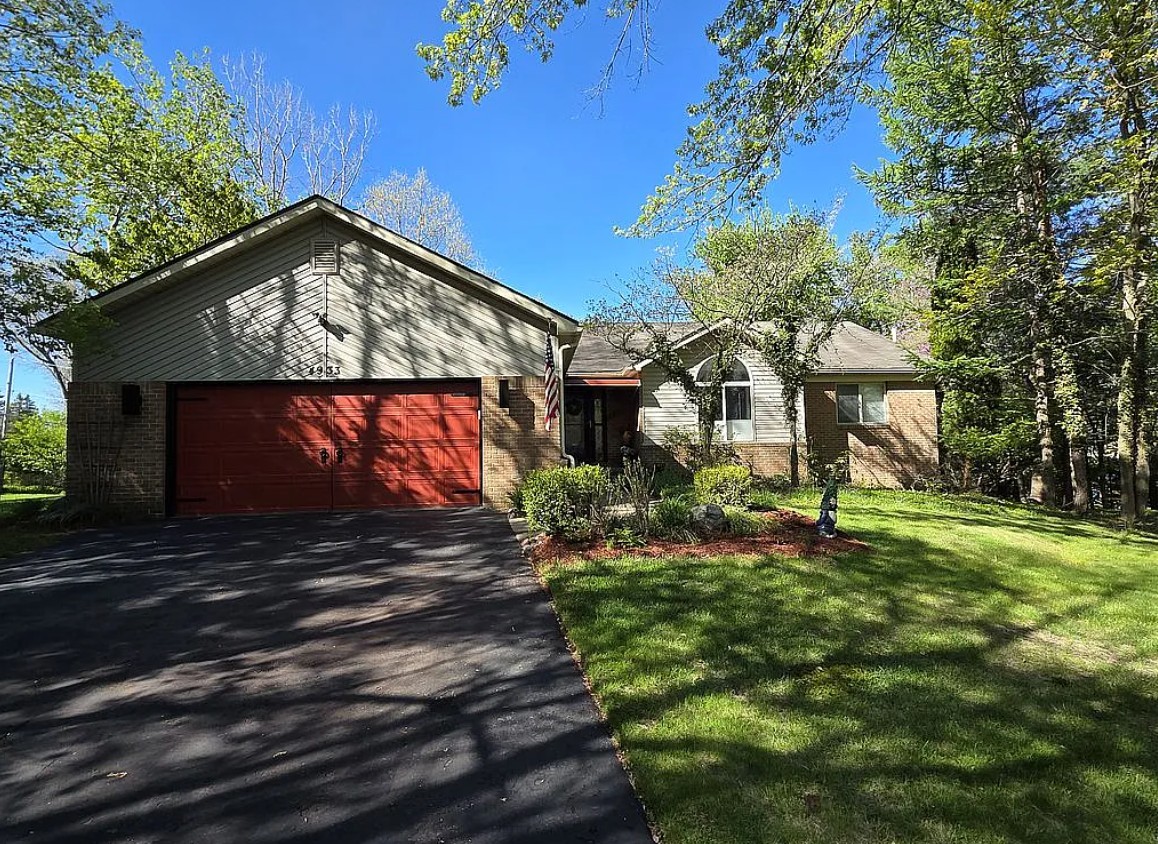 4 Bedroom House For Sale By Owner in Clarkston, MI 
