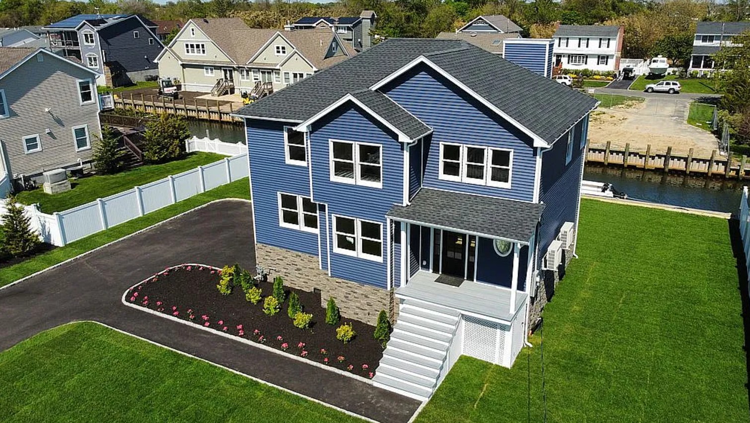 4 Bedroom House For Sale By Owner in West Islip, NY 