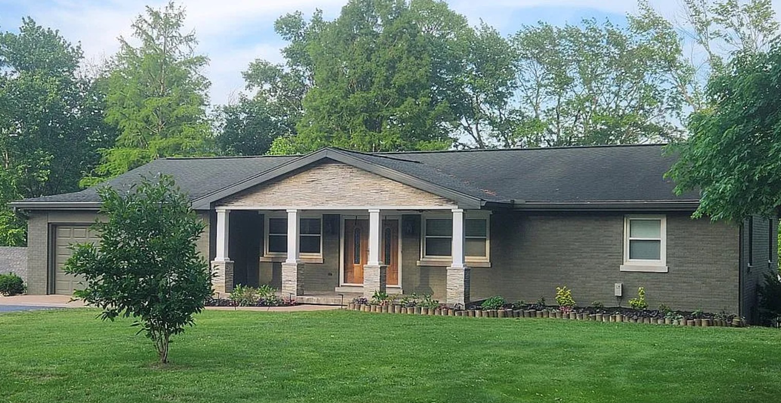 4 Bedroom House For Sale By Owner in Evansville, IN 
