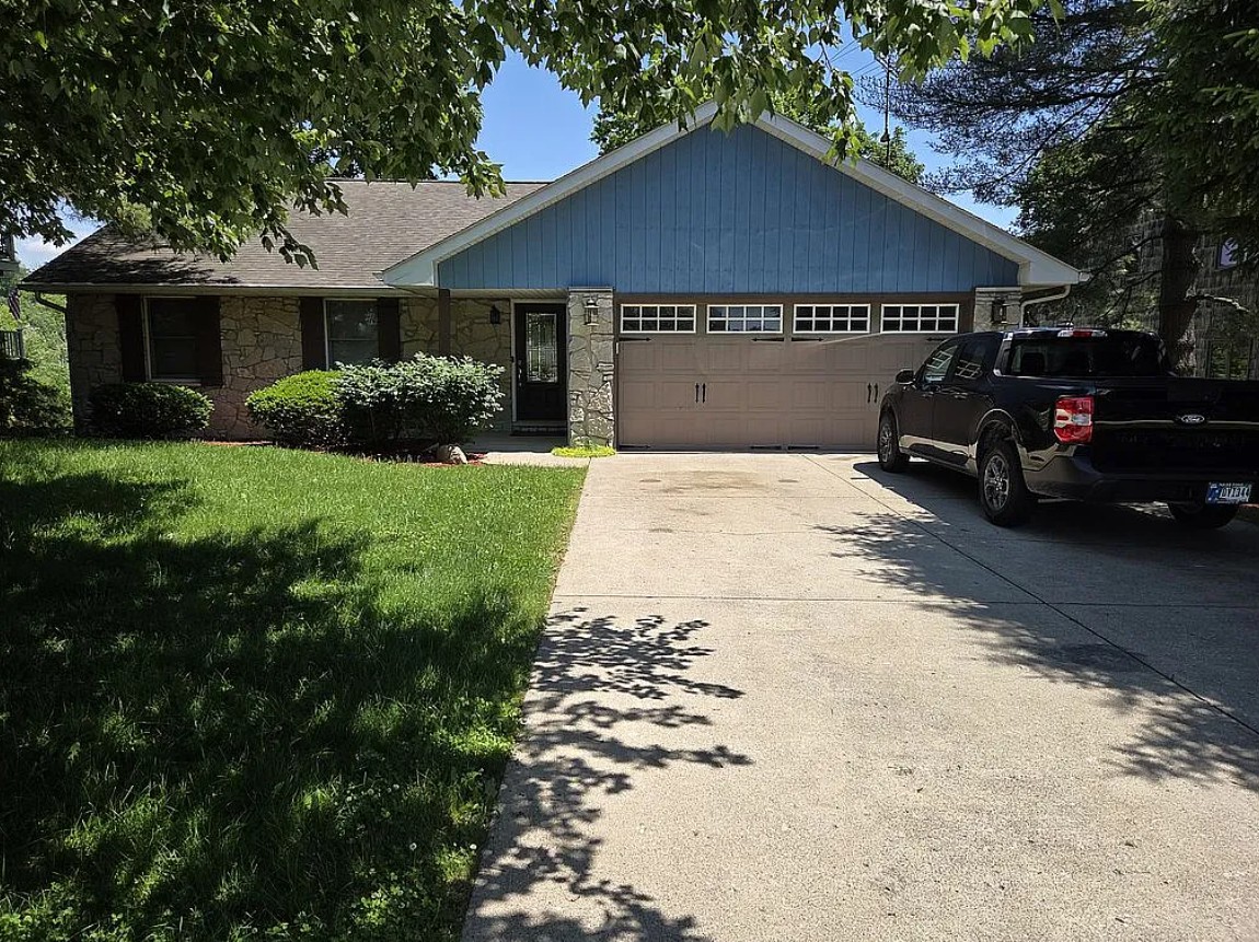 4 Bedroom House For Sale By Owner in Lawrenceburg, IN 