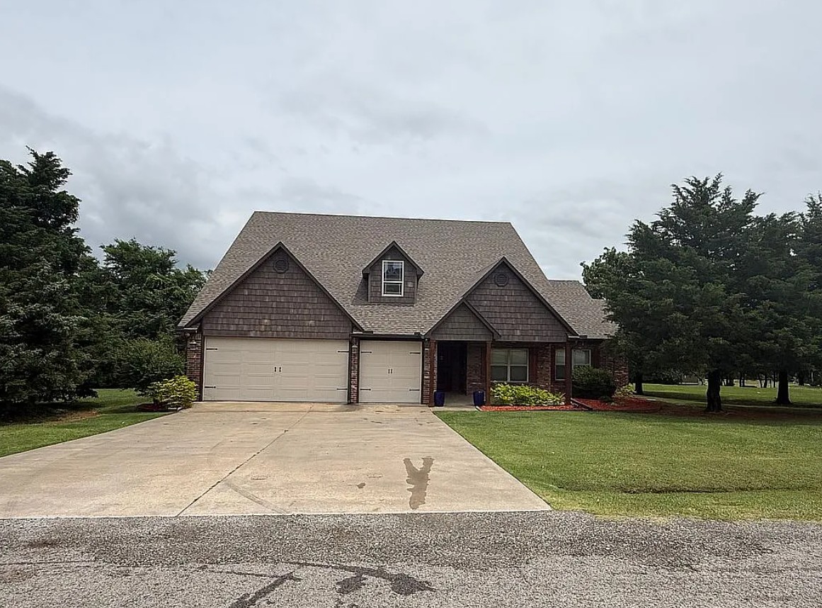 4 Bedroom House For Sale By Owner in Poteau, OK 