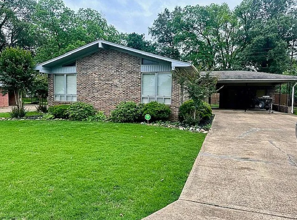 2 Bedroom House For Sale By Owner in Marvell, AR 
