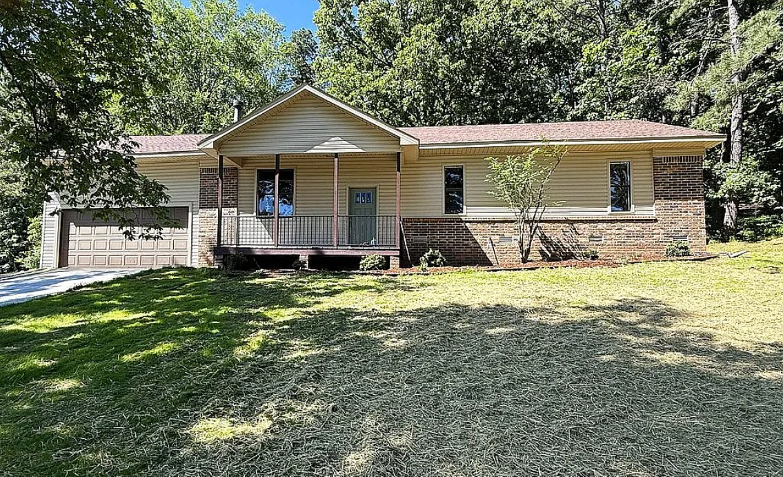 3 Bedroom House For Sale By Owner in Dardanelle, AR 