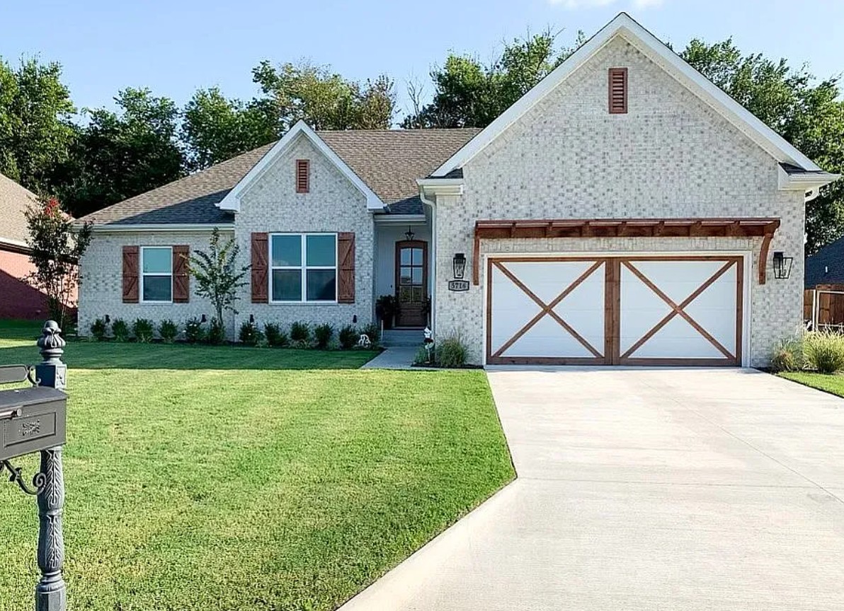 4 Bedroom House For Sale By Owner in Fort Smith, AR 