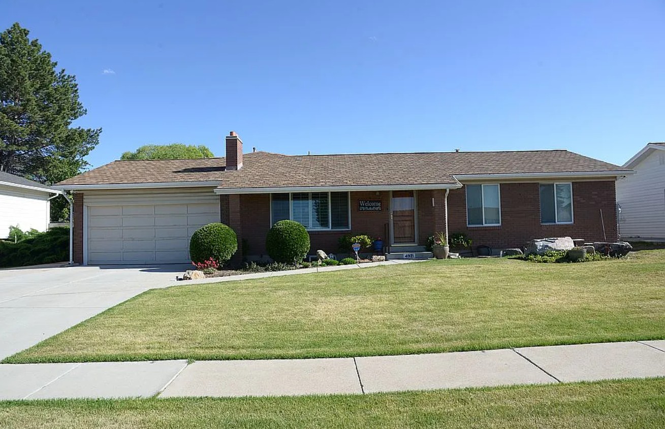5 Bedroom House For Sale By Owner in West Valley City, UT 