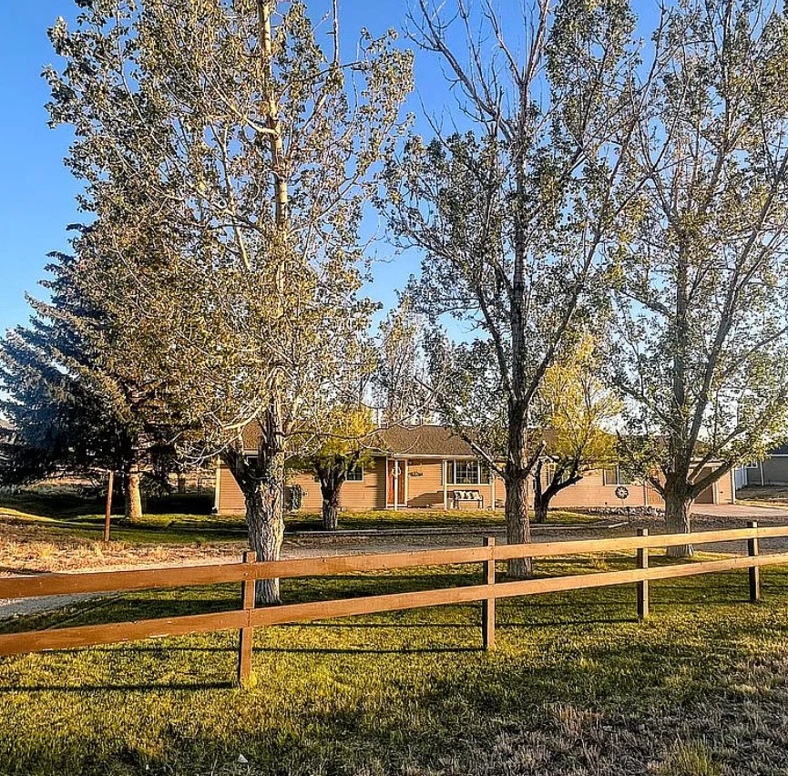 3 Bedroom House For Sale By Owner in Spring Creek, NV 
