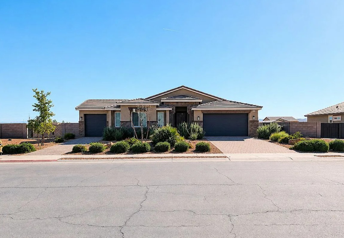 4 Bedroom House For Sale By Owner in Moapa Valley, NV 