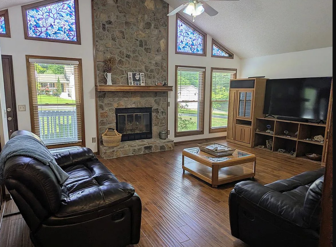 3 Bedroom House For Sale By Owner in Acworth, GA 