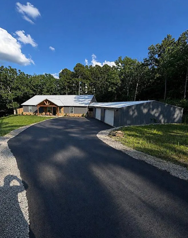 3 Bedroom House For Sale By Owner in Poteau, OK 