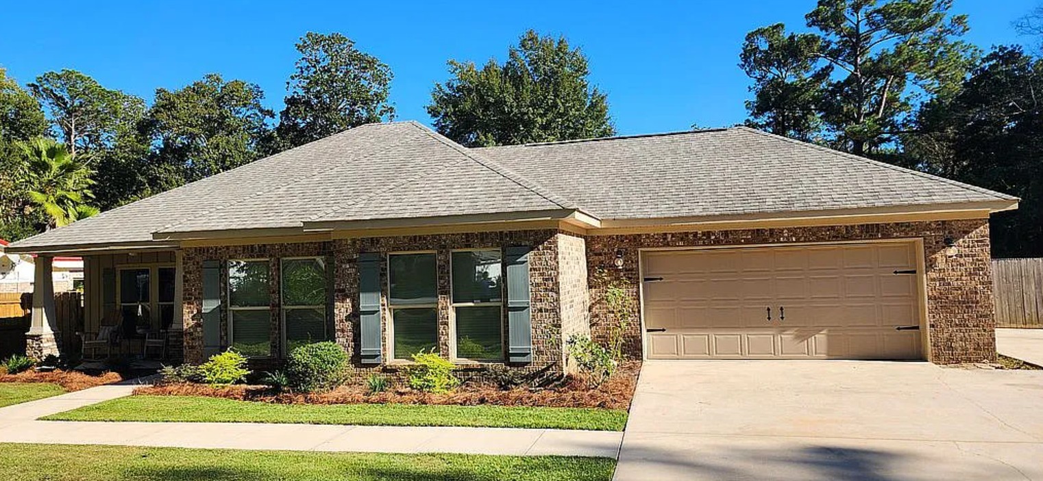 3 Bedroom House For Sale By Owner in Coden, AL 