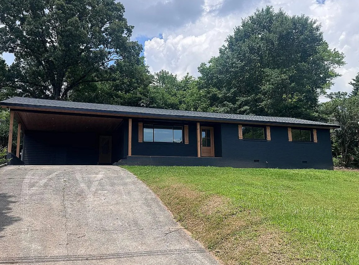 3 Bedroom House For Sale By Owner in Dalton, GA 